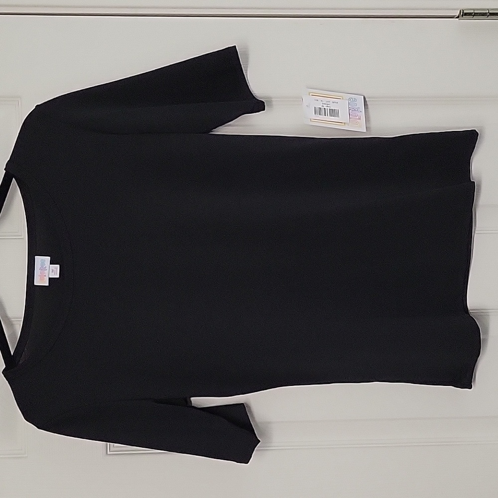 Medium Gigi, solid black,  NWT